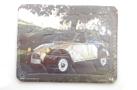 Puzzle 2CV onder bomen