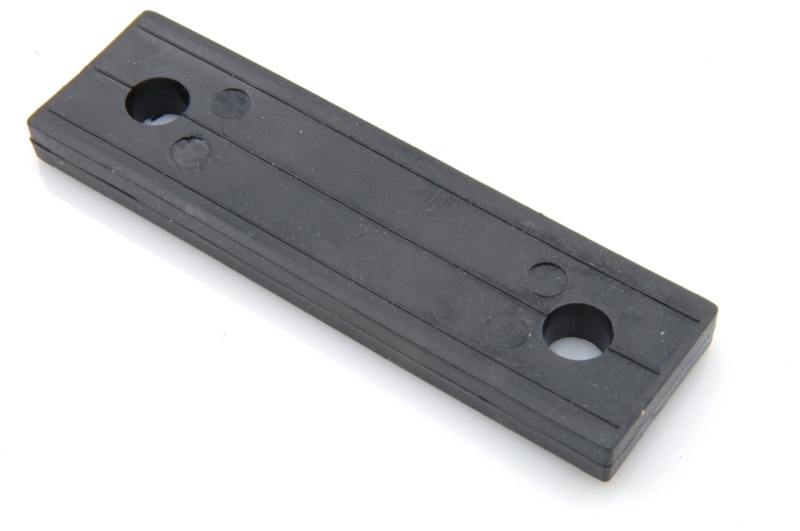 Uitlaat: rubber strip (103mm).