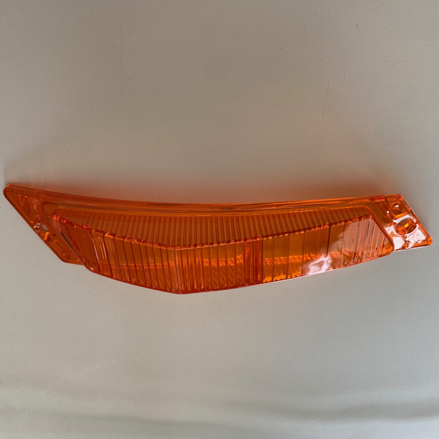 Richtingaanwijzer voor: glaasje, links.